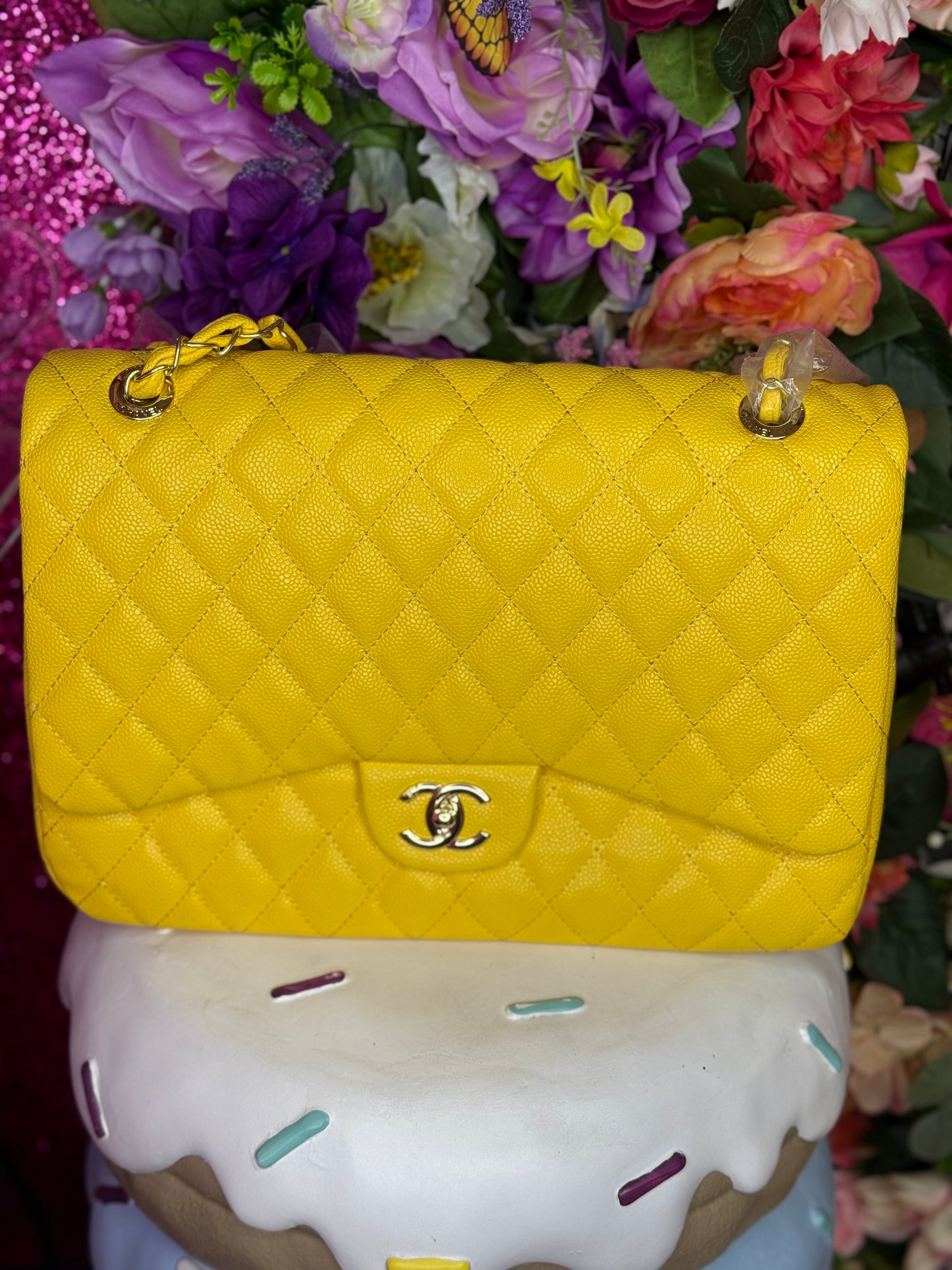 Yellow Chanel