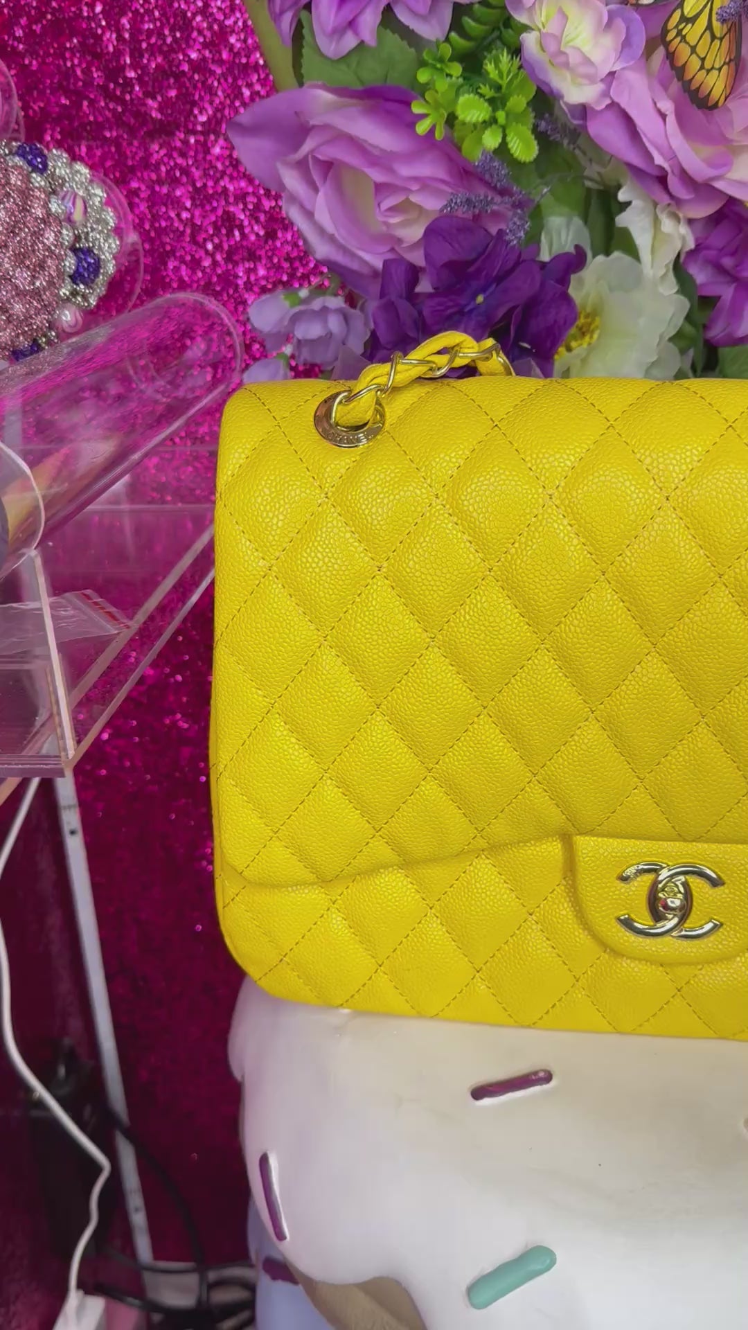 Yellow Chanel